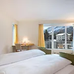 Schweizerhaus Swiss Quality Otel Maloja