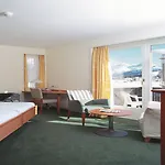 Schweizerhaus Swiss Quality Otel 4*