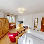Otel Schweizerhaus Swiss Quality Maloja