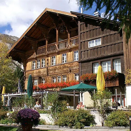 Hotel Schweizerhaus Swiss Quality 4*