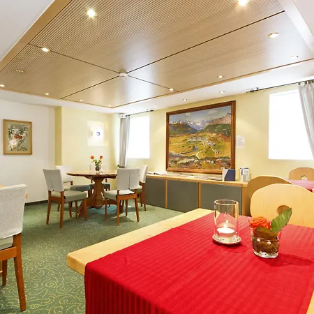 Schweizerhaus Swiss Quality Hotel Maloja