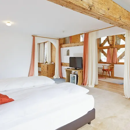 Schweizerhaus Swiss Quality Hotel 4*