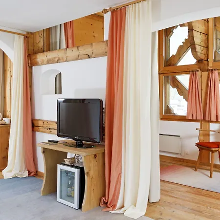 Schweizerhaus Swiss Quality Hotel 4*
