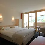 Schweizerhaus Swiss Quality Отель