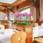 Отель Schweizerhaus Swiss Quality