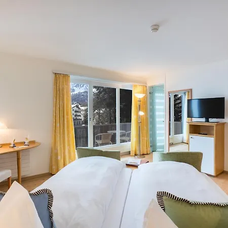Hotel Schweizerhaus Swiss Quality 4*