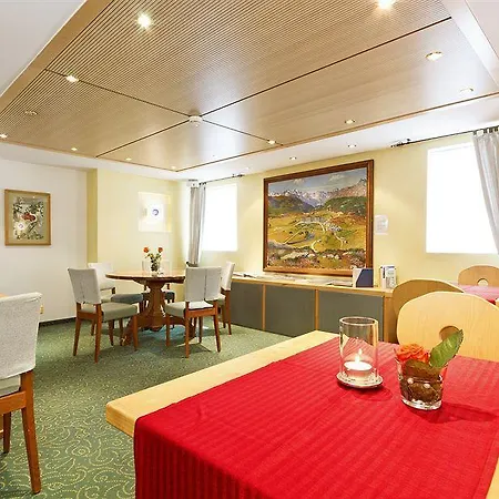 Schweizerhaus Swiss Quality 4* Maloja