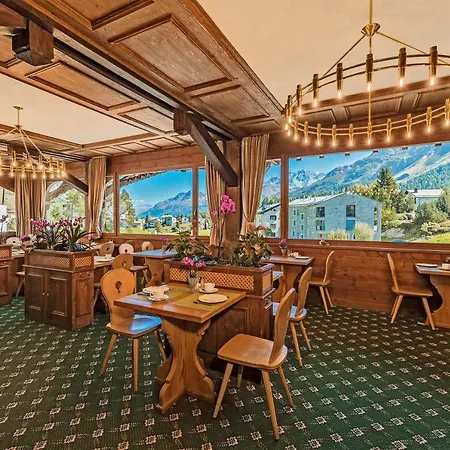 מלון Schweizerhaus Swiss Quality 4*