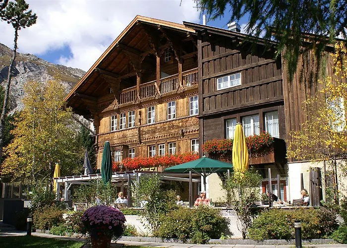 Hotel Schweizerhaus Swiss Quality 4*