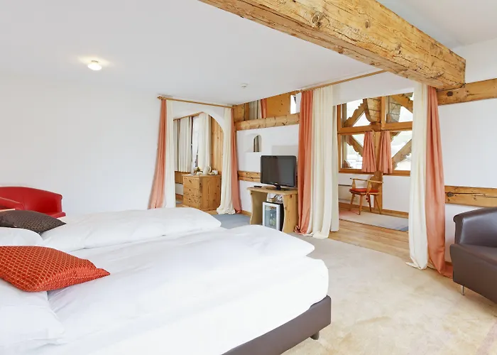 Schweizerhaus Swiss Quality Hotel 4*