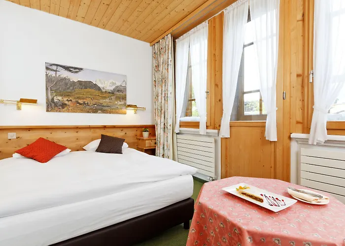 Hotel Schweizerhaus Swiss Quality Maloja